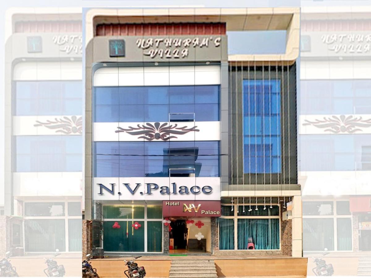 Nv Palace Hotel วรินดาวัน ภายนอก รูปภาพ
